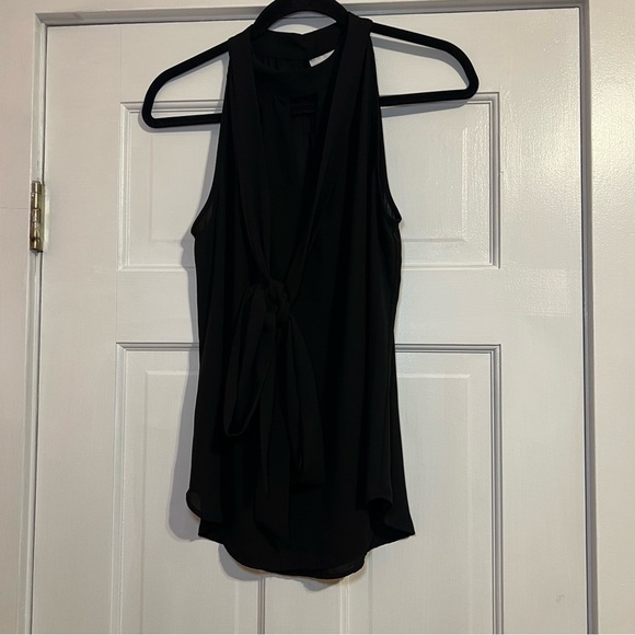 #104 NEW YORK & CO BLACK SLEEVELESS TIE FRONT TANK TOP MEDIUM - Picture 1 of 6